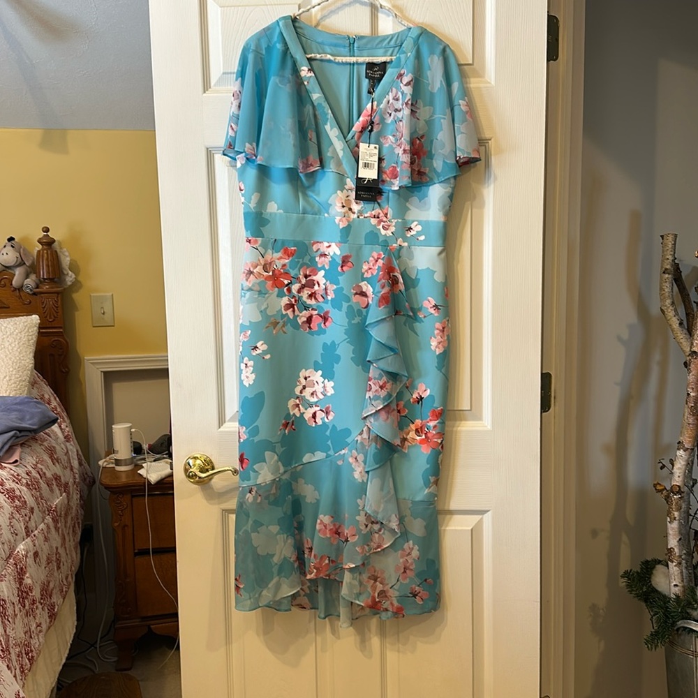 Adrianna Papell Printed Floral Flutter Sleeve Dress with Cascade & Ruffle Hem